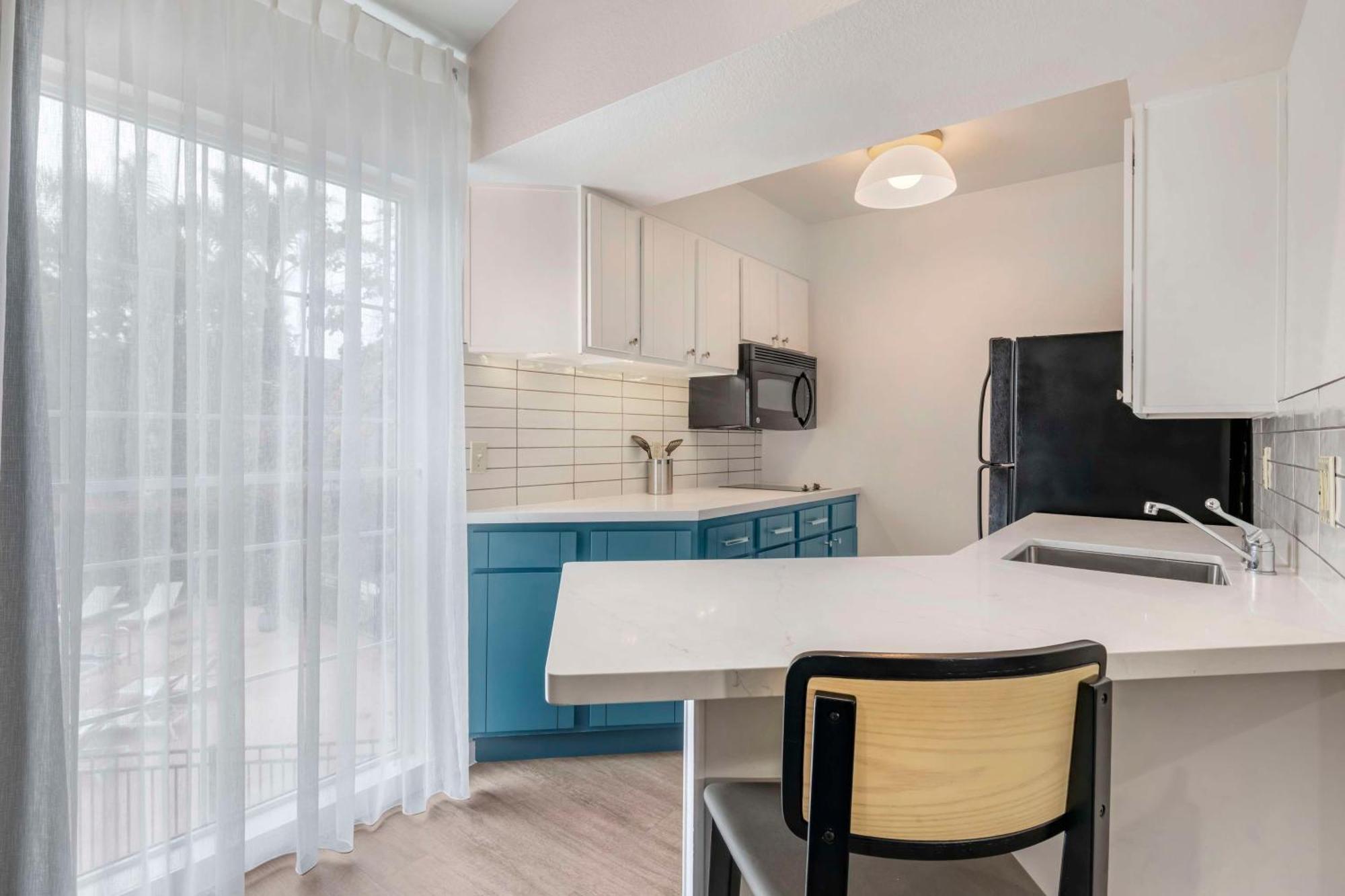 Sonesta Es Suites Torrance Redondo Beach Екстериор снимка